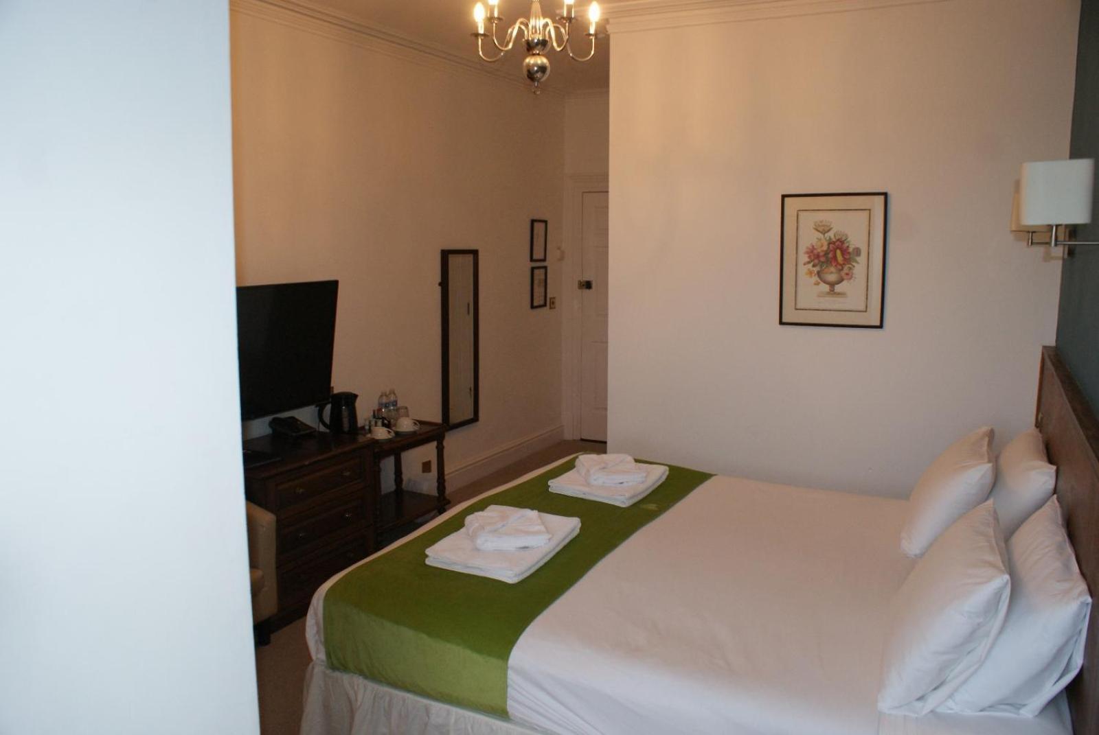 Keppels Head Hotel พอร์ตสมัธ ภายนอก รูปภาพ