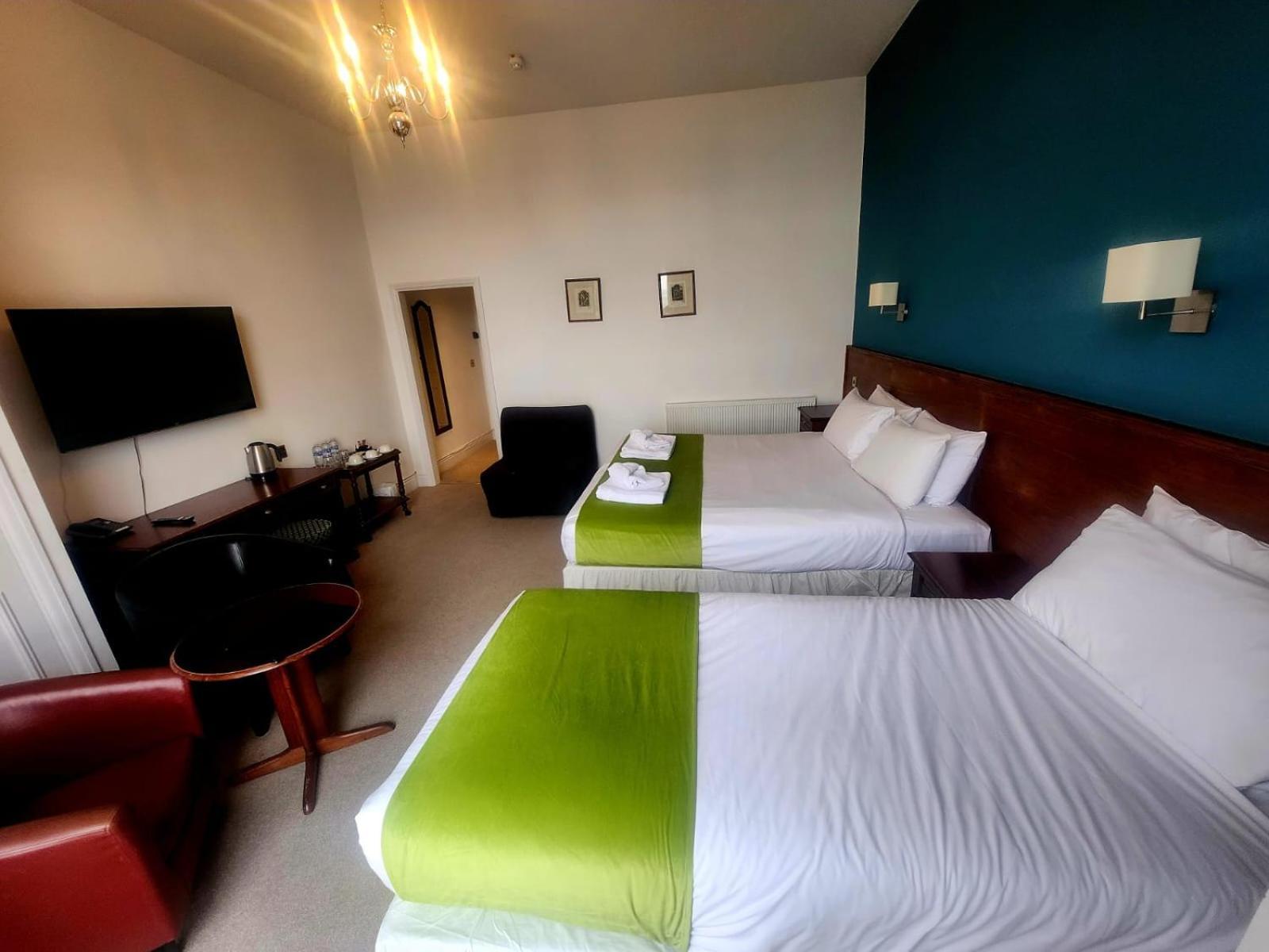 Keppels Head Hotel พอร์ตสมัธ ภายนอก รูปภาพ
